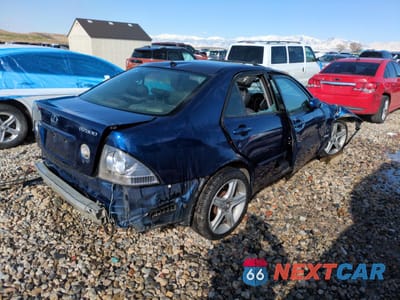 Trzecie zdjęcie samochodu z tyłu: 2001 LEXUS IS 300 VIN:JTHBD182X10027599 - miniatura