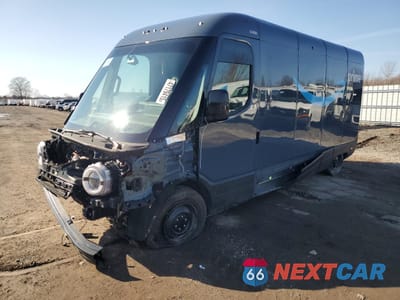 2022 RIVIAN EDV 700 7FCEHDB73NN004984 - główne zdjęcie licytacji z USA - miniatura