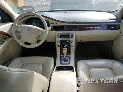 Zdjęcie 8 z 13 samochodu: 2008 VOLVO V70 3.2 VIN:YV1BW982581017149 - miniatura