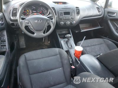 Zdjęcie 8 z 13 samochodu: 2016 KIA FORTE LX VIN:KNAFK4A60G5558858 - miniatura
