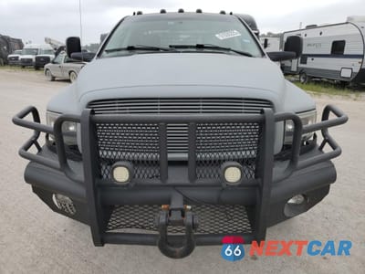 Piąte zdjęcie samochodu w środku: 2003 DODGE RAM 3500 ST VIN:3D7MU48C33G848665 - miniatura