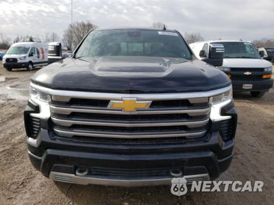 Piąte zdjęcie samochodu w środku: 2025 CHEVROLET SILVERADO K1500 HIGH COUNTRY VIN:1GCUKJED3SZ172664 - miniatura