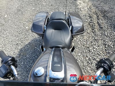 Piąte zdjęcie samochodu w środku: 2023 HARLEY-DAVIDSON FLHXS VIN:1HD1KRP17PB642875 - miniatura