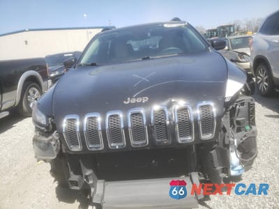 Piąte zdjęcie samochodu w środku: 2015 JEEP CHEROKEE SPORT VIN:1C4PJLABXFW596639 - miniatura