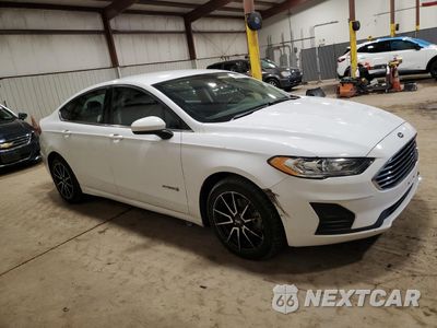 Czwarte zdjęcie samochodu z boku: 2019 FORD FUSION SE VIN:3FA6P0LU6KR257726 - miniatura
