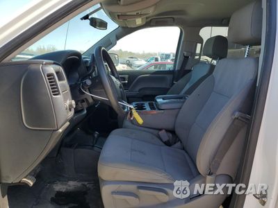 Zdjęcie 7 z 12 samochodu: 2018 CHEVROLET SILVERADO K1500 VIN:3GCUKNEC7JG341095 - miniatura