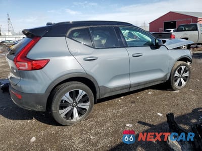 Trzecie zdjęcie samochodu z tyłu: 2023 VOLVO XC40 RECHARGE PLUS VIN:YV4ED3ULXP2037178 - miniatura