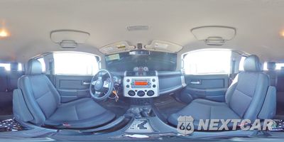 Zdjęcie 14 z 15 samochodu: 2012 TOYOTA FJ CRUISER VIN:JTEBU4BF8CK147645 - miniatura