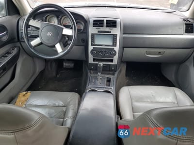 Zdjęcie 8 z 12 samochodu: 2008 DODGE CHARGER SXT VIN:2B3KA33G78H145142 - miniatura