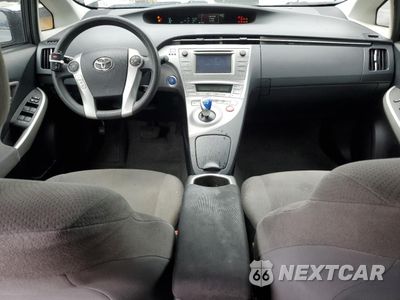 Zdjęcie 8 z 14 samochodu: 2015 TOYOTA PRIUS VIN:JTDKN3DU3F0459668 - miniatura