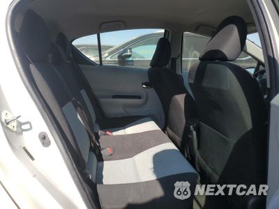 Zdjęcie 10 z 13 samochodu: 2014 TOYOTA PRIUS C VIN:JTDKDTB33E1076349 - miniatura