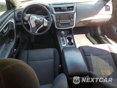 Zdjęcie 8 z 15 samochodu: 2017 NISSAN ALTIMA 2.5 VIN:1N4AL3AP0HC110913 - miniatura
