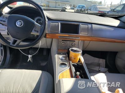 Zdjęcie 8 z 12 samochodu: 2010 JAGUAR XF LUXURY VIN:SAJWA0FA1AHR59497 - miniatura