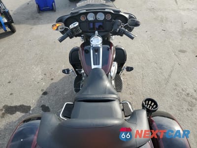 Zdjęcie 6 z 10 samochodu: 2022 HARLEY-DAVIDSON FLHTCUTG VIN:1HD1MAF19NB853490 - miniatura