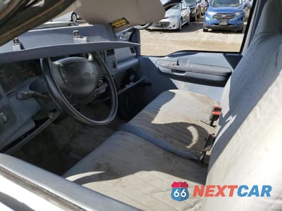 Zdjęcie 8 z 13 samochodu: 1999 FORD F250 SUPER DUTY VIN:1FTNF20S8XEA57206 - miniatura