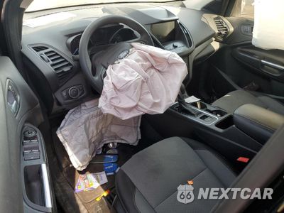 Zdjęcie 8 z 13 samochodu: 2019 FORD ESCAPE SE VIN:1FMCU0GD5KUA68361 - miniatura