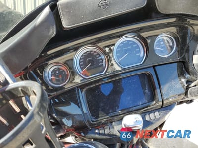 Zdjęcie 7 z 8 samochodu: 2019 HARLEY-DAVIDSON FLHTK VIN:1HD1KEF12KB643922 - miniatura