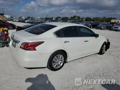 Trzecie zdjęcie samochodu z tyłu: 2015 NISSAN ALTIMA 2.5 VIN:1N4AL3AP8FC178681 - miniatura