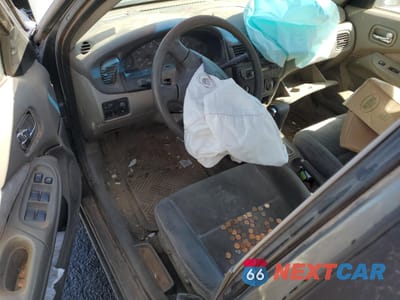 Zdjęcie 8 z 12 samochodu: 2001 NISSAN SENTRA XE VIN:3N1CB51D51L441541 - miniatura