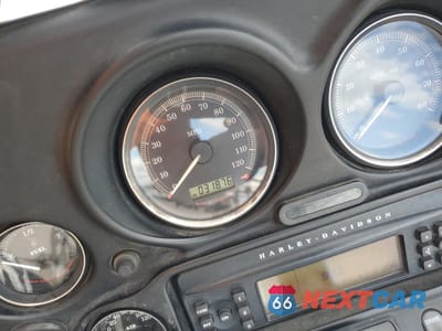 Zdjęcie 7 z 9 samochodu: 2007 HARLEY-DAVIDSON FLHTCUI VIN:1HD1FC41X7Y703882 - miniatura