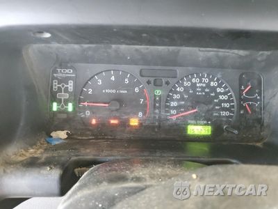 Zdjęcie 9 z 12 samochodu: 1999 ACURA SLX VIN:JAEDJ58X3X7B00312 - miniatura