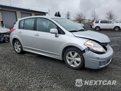 Czwarte zdjęcie samochodu z boku: 2011 NISSAN VERSA S VIN:3N1BC1CP6BL517424 - miniatura