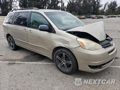 Czwarte zdjęcie samochodu z boku: 2004 TOYOTA SIENNA LE VIN:5TDBA23C34S001721 - miniatura