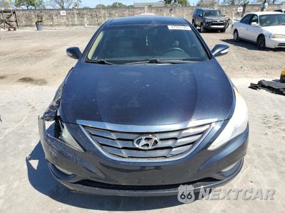 Piąte zdjęcie samochodu w środku: 2013 HYUNDAI SONATA SE VIN:5NPEC4AB7DH543469 - miniatura