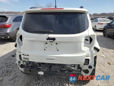 Zdjęcie 6 z 13 samochodu: 2022 JEEP RENEGADE ALTITUDE VIN:ZACNJDE19NPN68323 - miniatura