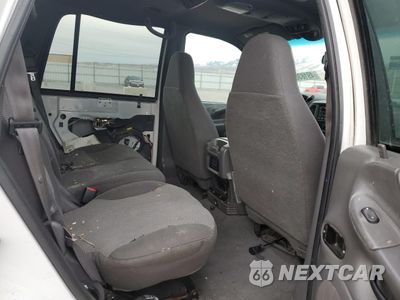 Zdjęcie 10 z 13 samochodu: 2001 FORD EXPEDITION XLT VIN:1FMPU16L21LA33149 - miniatura