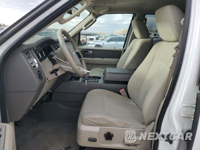 Zdjęcie 7 z 15 samochodu: 2010 FORD EXPEDITION XLT VIN:1FMJU1G52AEA14899 - miniatura