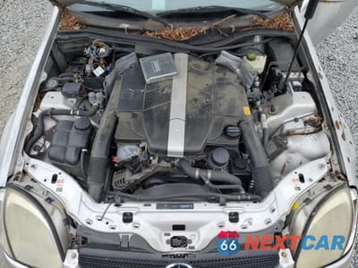 Zdjęcie 11 z 13 samochodu: 2002 MERCEDES-BENZ SLK 320 VIN:WDBKK65F42F250018 - miniatura