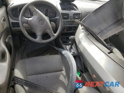 Zdjęcie 8 z 14 samochodu: 2000 NISSAN SENTRA BASE VIN:3N1CB51D4YL354434 - miniatura