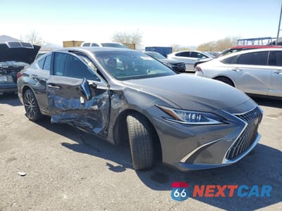 Czwarte zdjęcie samochodu z boku: 2022 LEXUS ES 300H BASE VIN:58ADA1C17NU026222 - miniatura