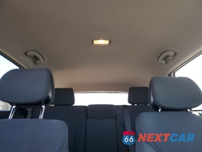 Zdjęcie 10 z 13 samochodu: 2016 KIA SORENTO LX VIN:5XYPGDA33GG107641 - miniatura