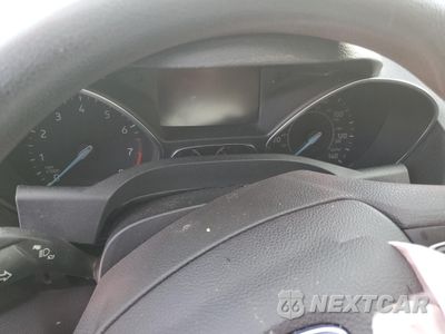 Zdjęcie 9 z 13 samochodu: 2019 FORD ESCAPE SE VIN:1FMCU0GD5KUA68361 - miniatura