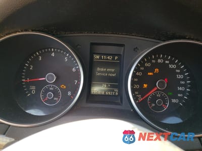 Zdjęcie 9 z 13 samochodu: 2010 VOLKSWAGEN GTI VIN:WVWHV7AJ8AW189838 - miniatura