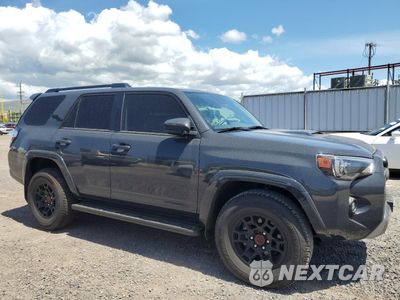 Czwarte zdjęcie samochodu z boku: 2024 TOYOTA 4RUNNER SR5/SR5 PREMIUM VIN:JTEPU5JR6R6282759 - miniatura