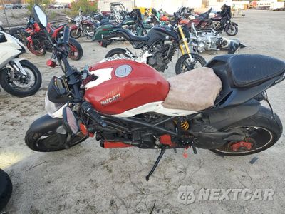 Trzecie zdjęcie samochodu z tyłu: 2010 DUCATI STREETFIGHTER BASE / S VIN:ZDM11BEW7AB000789 - miniatura