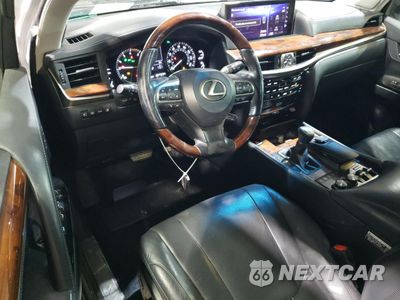 Zdjęcie 8 z 15 samochodu: 2018 LEXUS LX 570 VIN:JTJHY7AX8J4262937 - miniatura