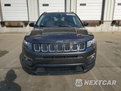 Piąte zdjęcie samochodu w środku: 2017 JEEP COMPASS LATITUDE VIN:3C4NJDBB7HT651763 - miniatura