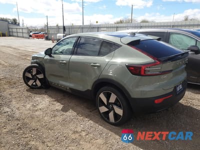 Drugie zdjęcie samochodu z przodu: 2023 VOLVO C40 RECHARGE ULTIMATE VIN:YV4ED3GM1P2056979 - miniatura