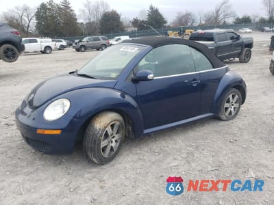 2006 VOLKSWAGEN NEW BEETLE CONVERTIBLE OPTION PACKAGE 1 3VWRF31Y16M311371 - główne zdjęcie licytacji z USA - miniatura