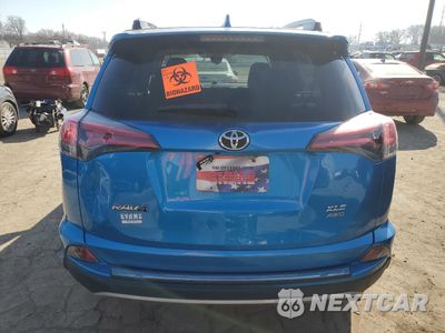 Zdjęcie 6 z 13 samochodu: 2017 TOYOTA RAV4 XLE VIN:JTMRFREV8HD212244 - miniatura