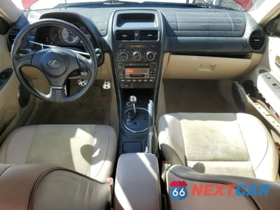 Zdjęcie 8 z 14 samochodu: 2003 LEXUS IS 300 VIN:JTHBD192230075339 - miniatura