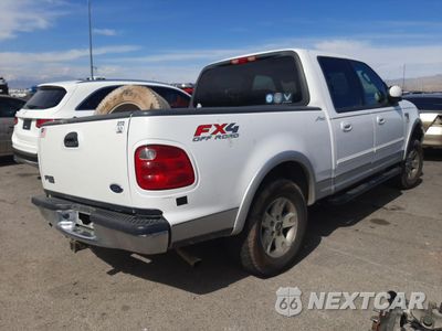 Trzecie zdjęcie samochodu z tyłu: 2002 FORD F150 SUPERCREW VIN:1FTRW08L02KE04346 - miniatura