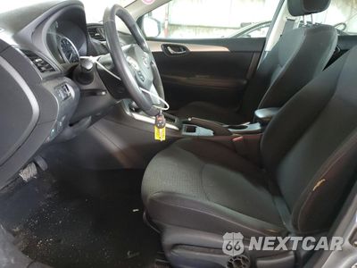 Zdjęcie 7 z 13 samochodu: 2019 NISSAN SENTRA S VIN:3N1AB7APXKY211561 - miniatura