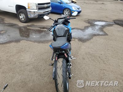 Zdjęcie 6 z 10 samochodu: 2024 SUZUKI GSX800 F VIN:JS1EM13B3R7101304 - miniatura