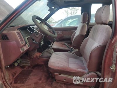 Zdjęcie 7 z 12 samochodu: 1986 NISSAN D21 KING CAB VIN:JN6HD16YXGW003695 - miniatura
