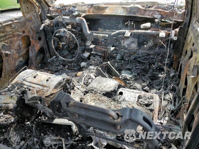 Zdjęcie 8 z 13 samochodu: 2019 CHEVROLET SUBURBAN C1500 LT VIN:1GNSCHKC1KR113239 - miniatura